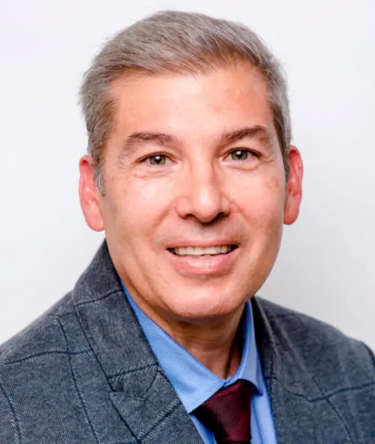 Dr. Rodrigo Martín Rodríguez, dermatólogo